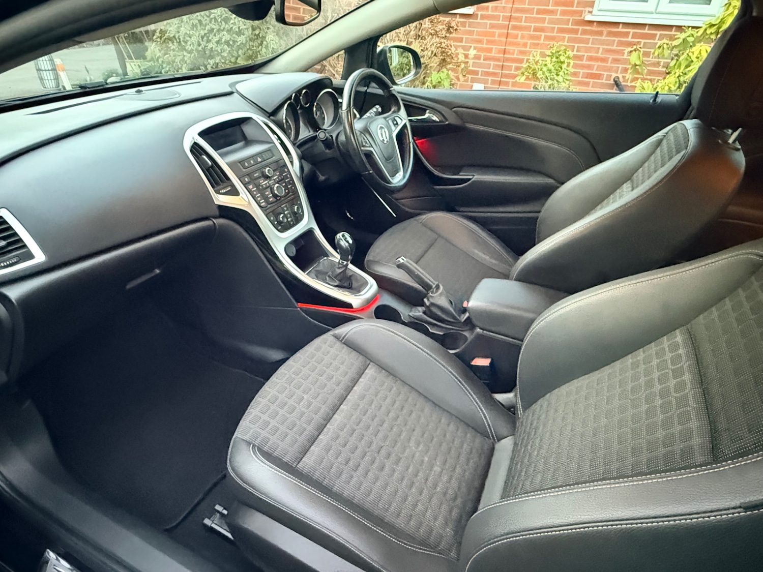 Used Vauxhall Astra GTC 2015 for sale - 76606137: Photo 21