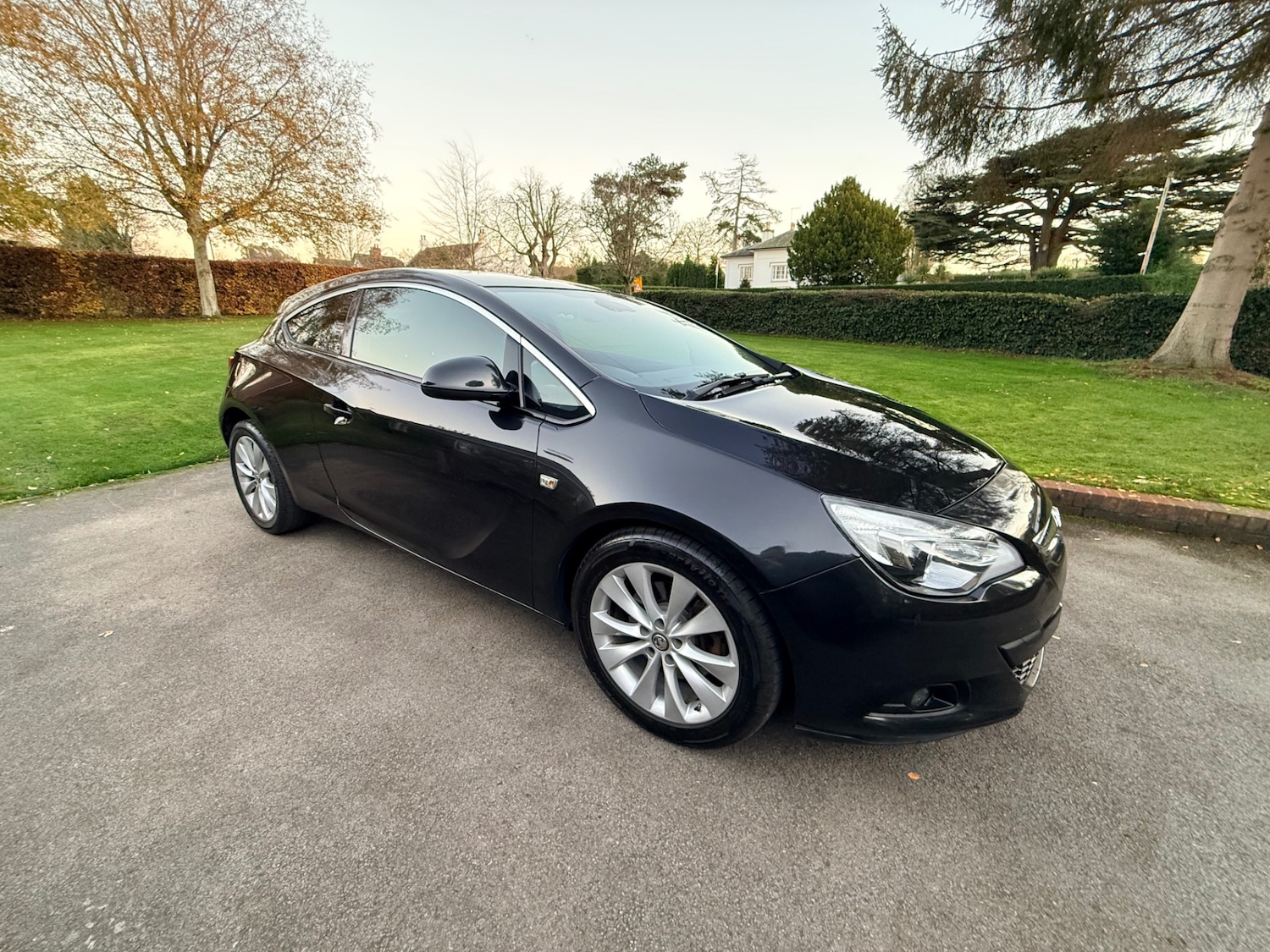 Used Vauxhall Astra GTC 2015 for sale - 76606137: Photo 3