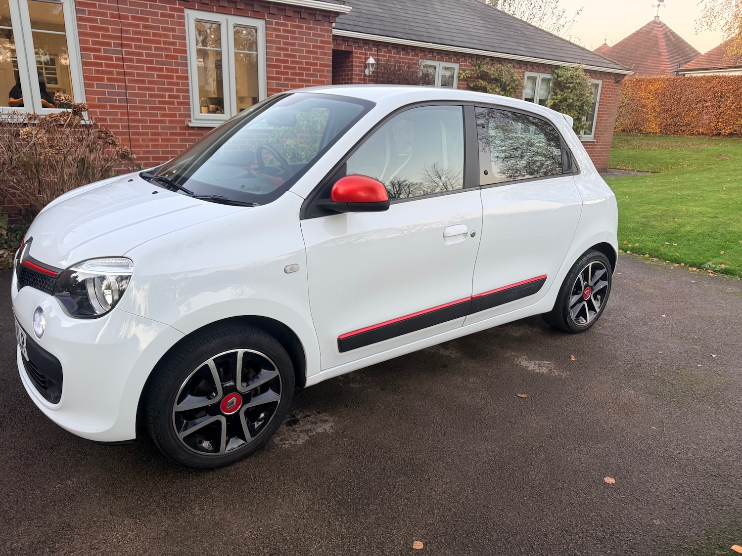 Used Renault Twingo 2015 for sale - 76697004: Photo 13
