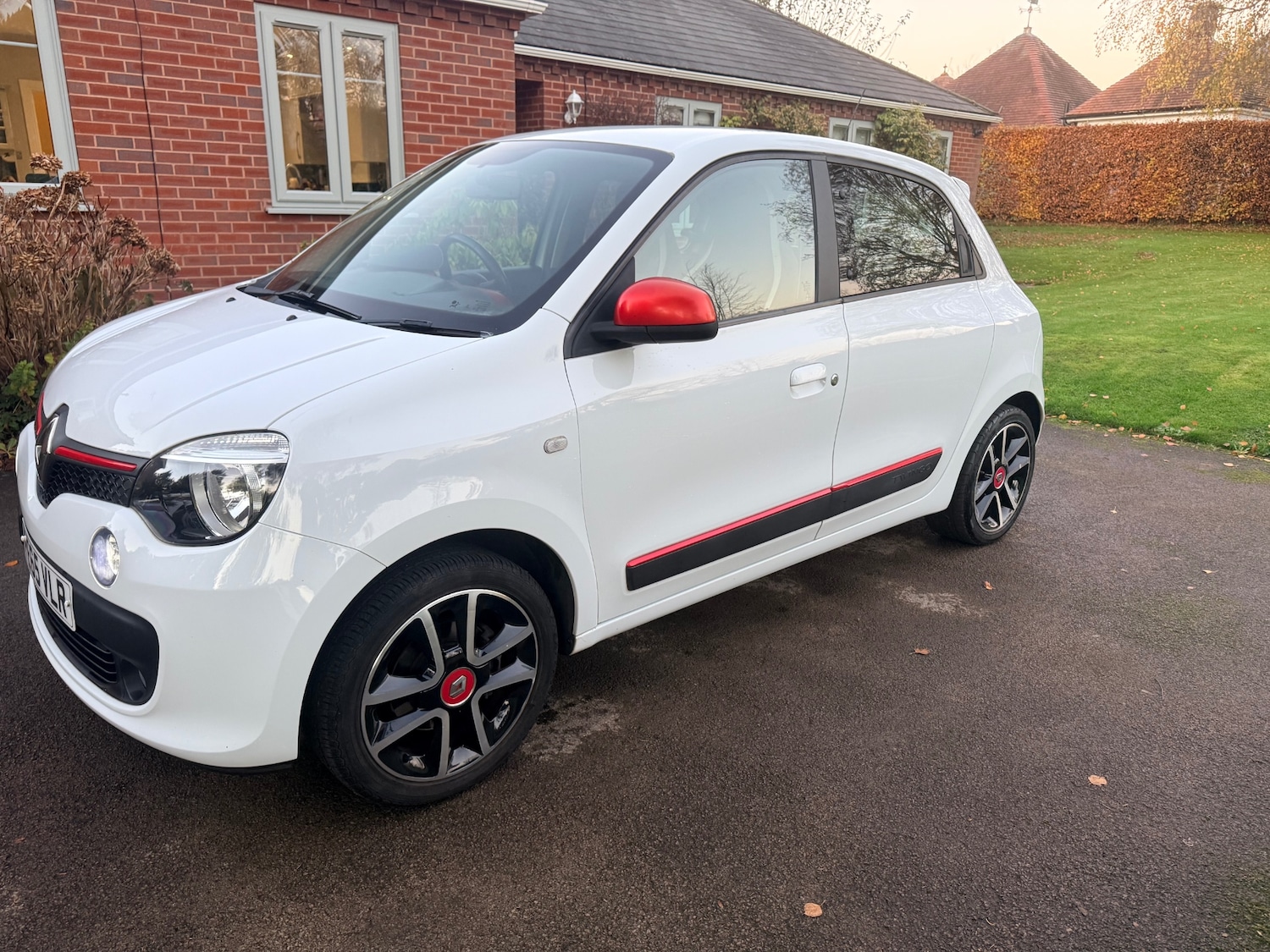 Used Renault Twingo 2015 for sale - 76697004: Photo 14