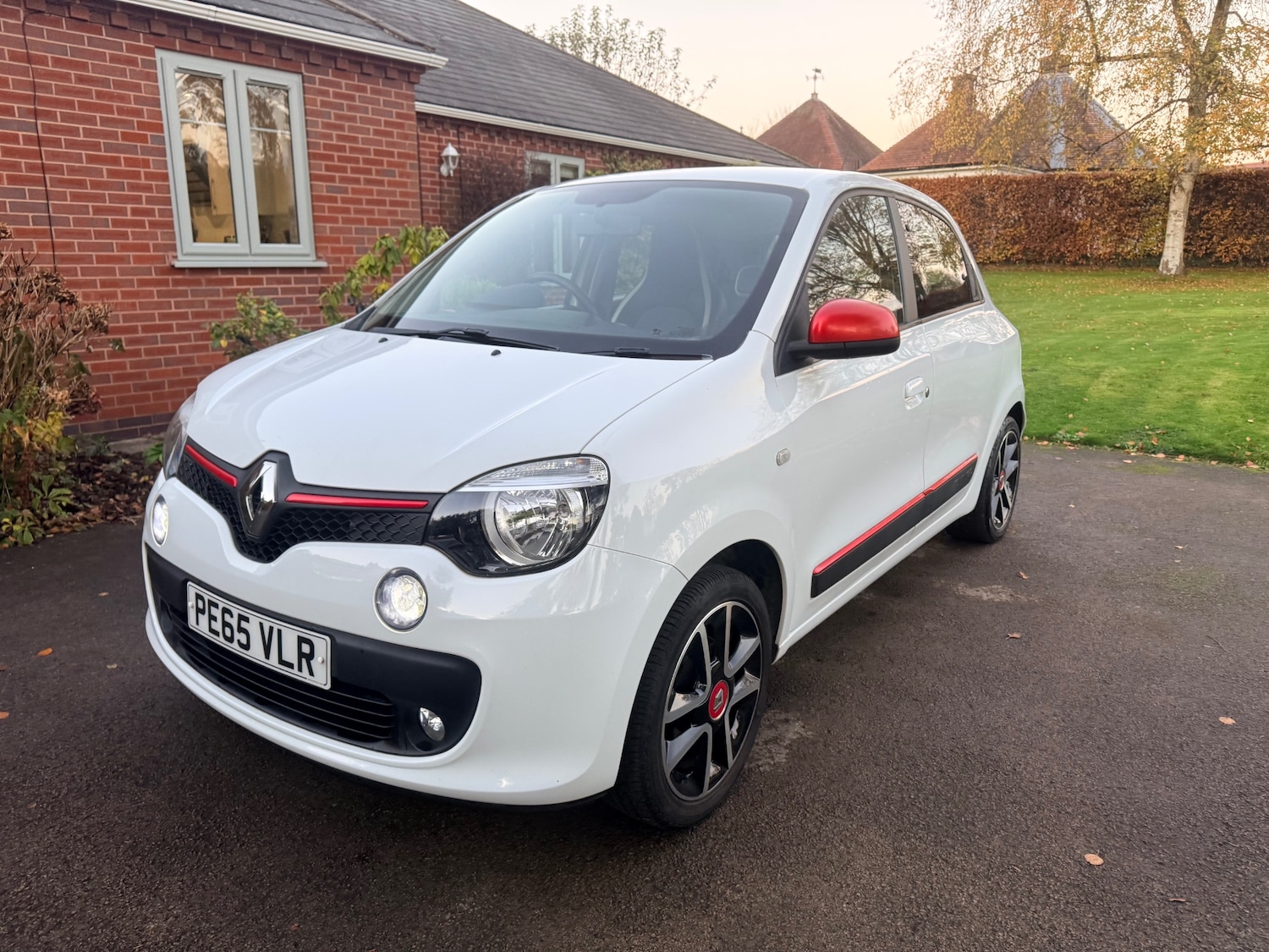 Used Renault Twingo 2015 for sale - 76697004: Photo 15