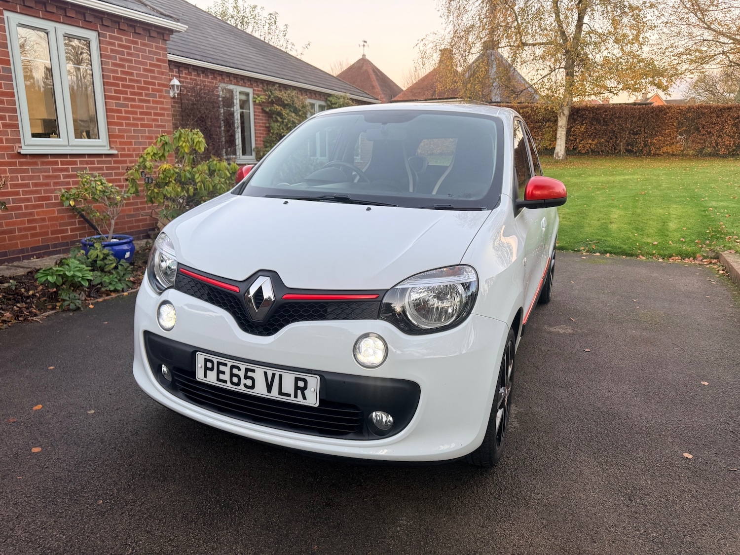 Used Renault Twingo 2015 for sale - 76697004: Photo 16