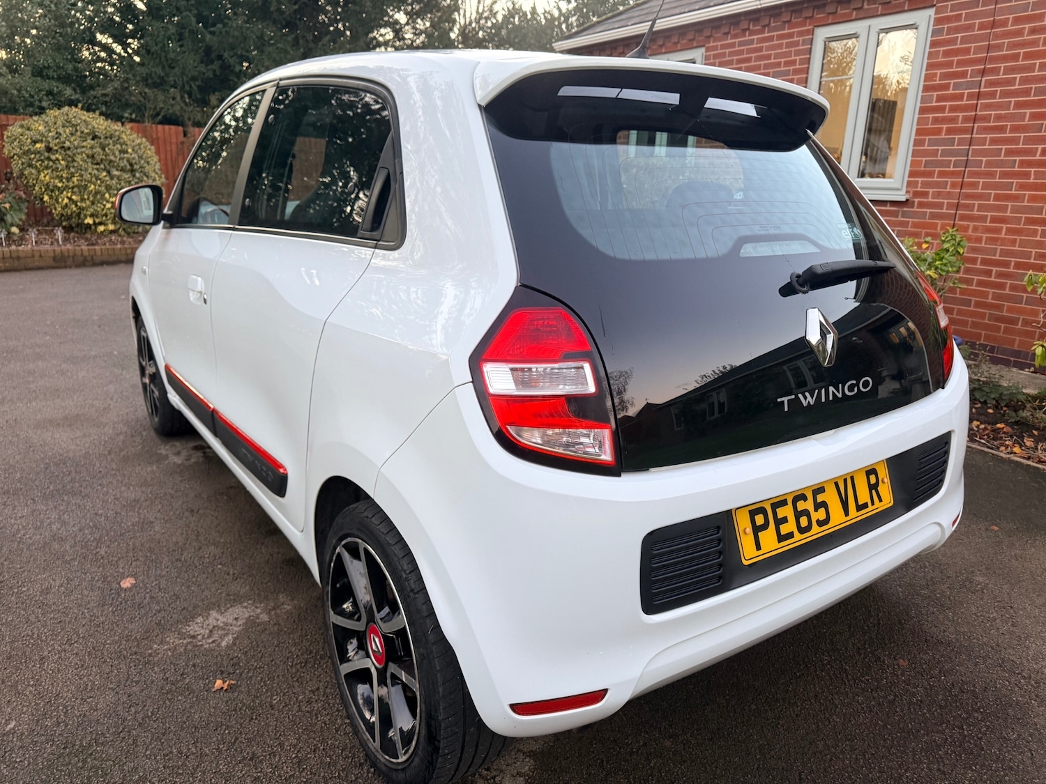 Used Renault Twingo 2015 for sale - 76697004: Photo 22