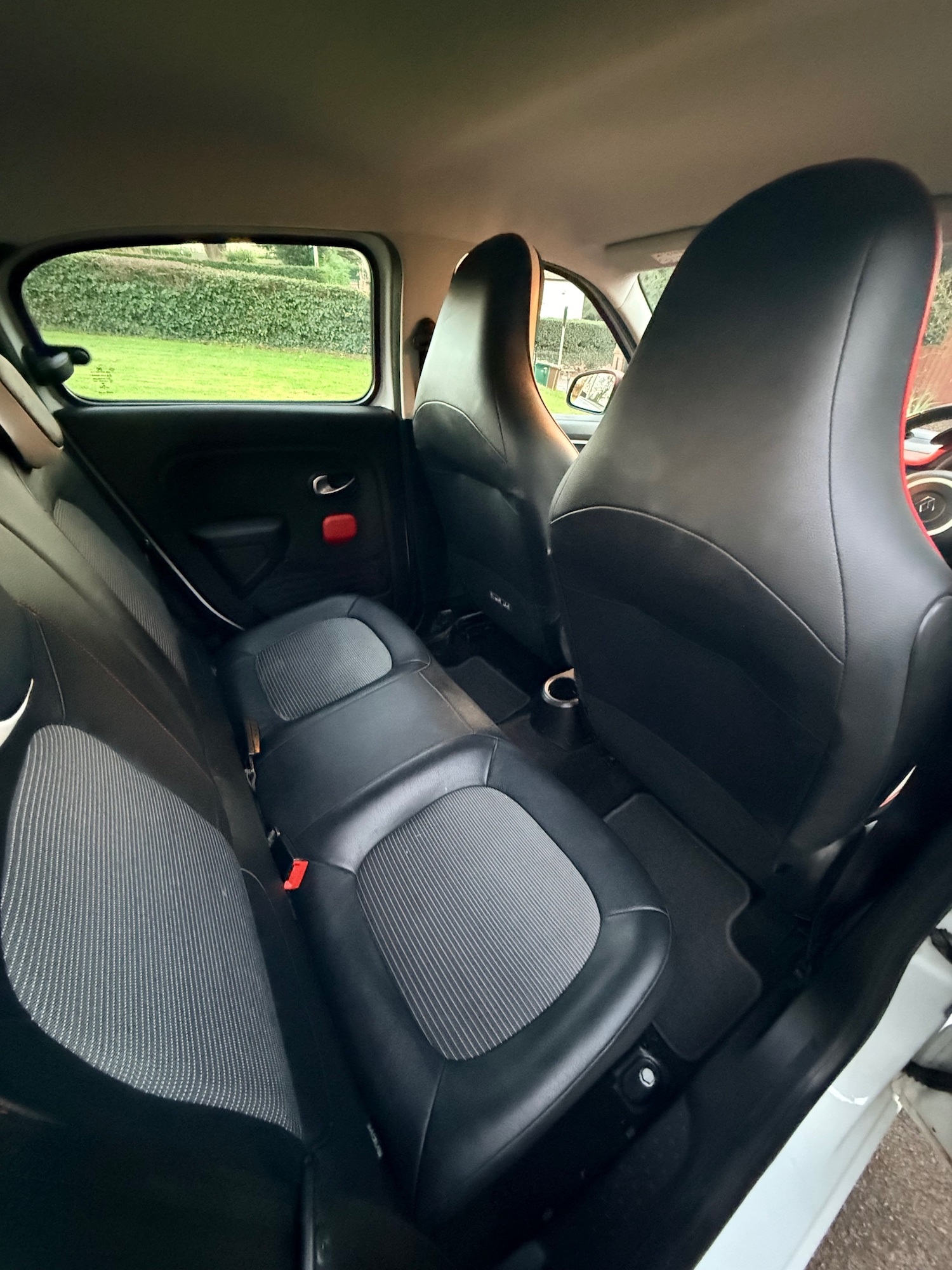 Used Renault Twingo 2015 for sale - 76697004: Photo 27