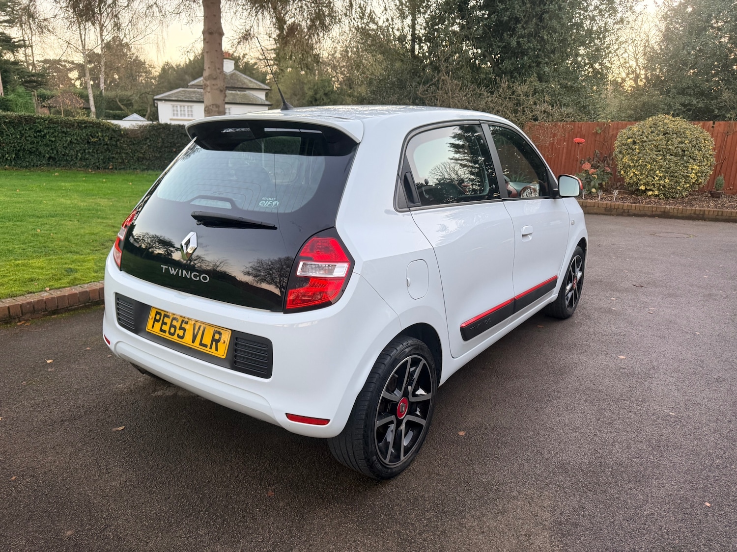 Used Renault Twingo 2015 for sale - 76697004: Photo 7