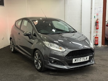 Used Ford Fiesta 2017 for sale - 77705592: Photo