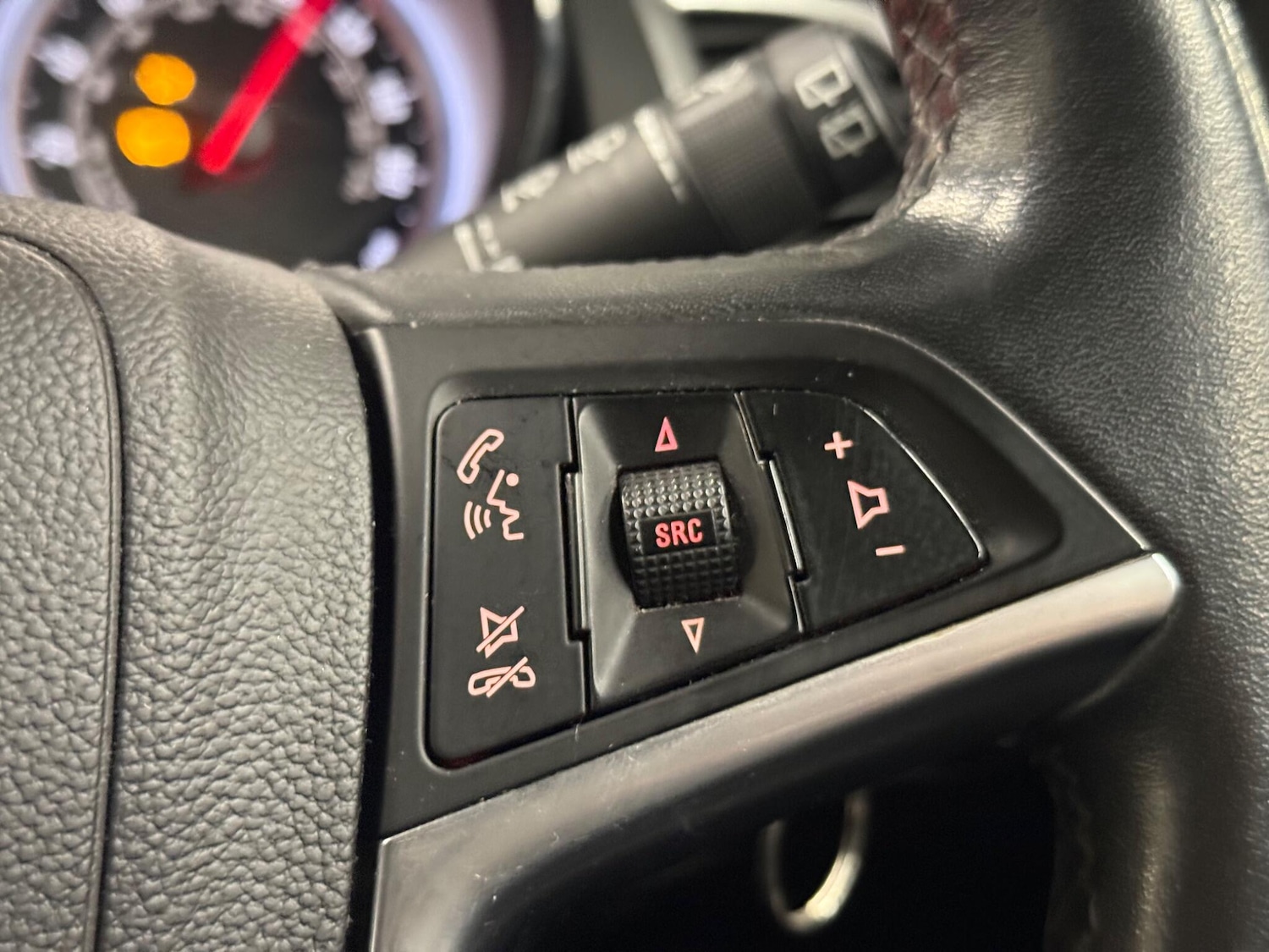 Used Vauxhall Astra for sale - 77753027: Photo 11