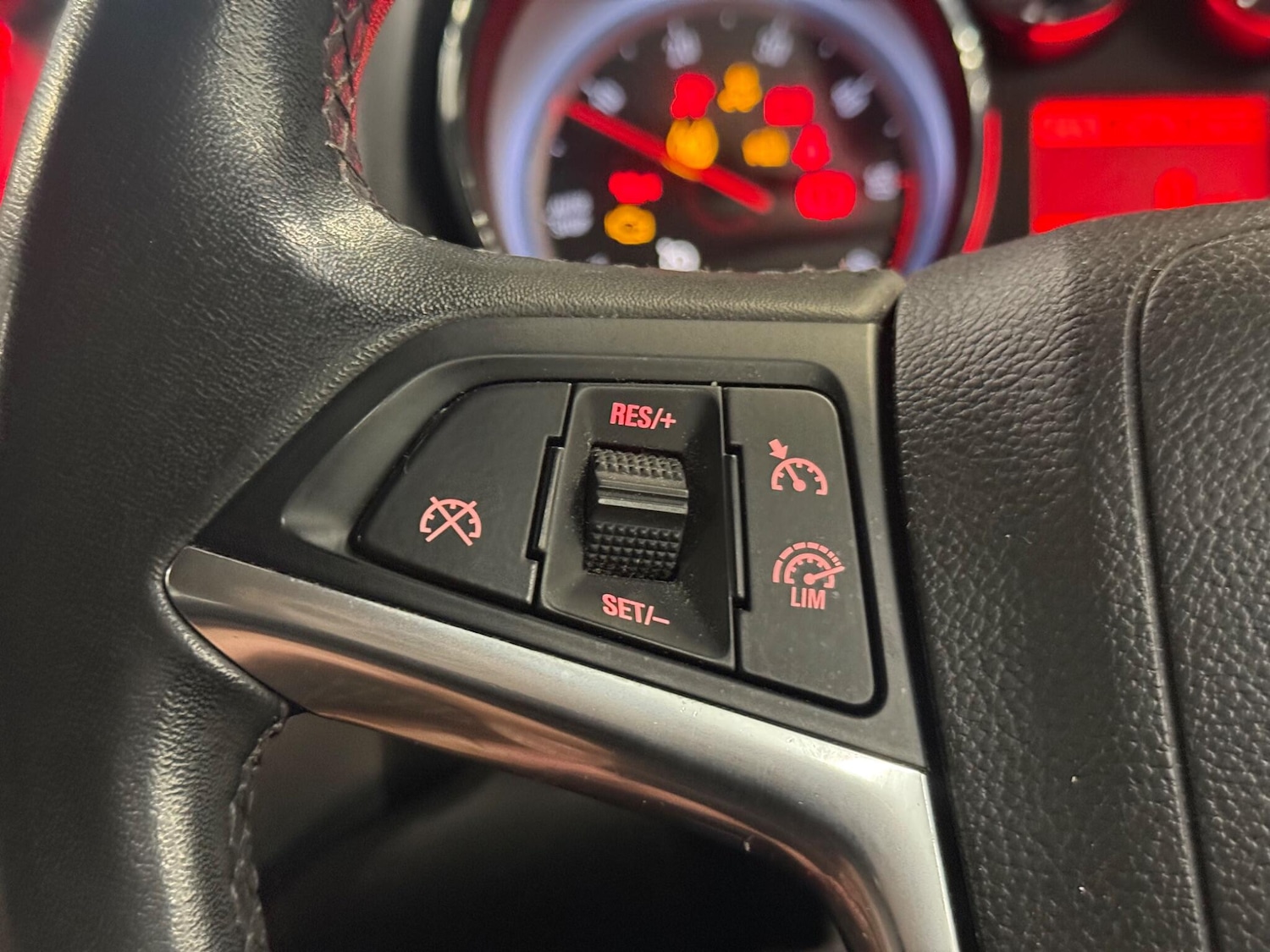 Used Vauxhall Astra for sale - 77753027: Photo 12