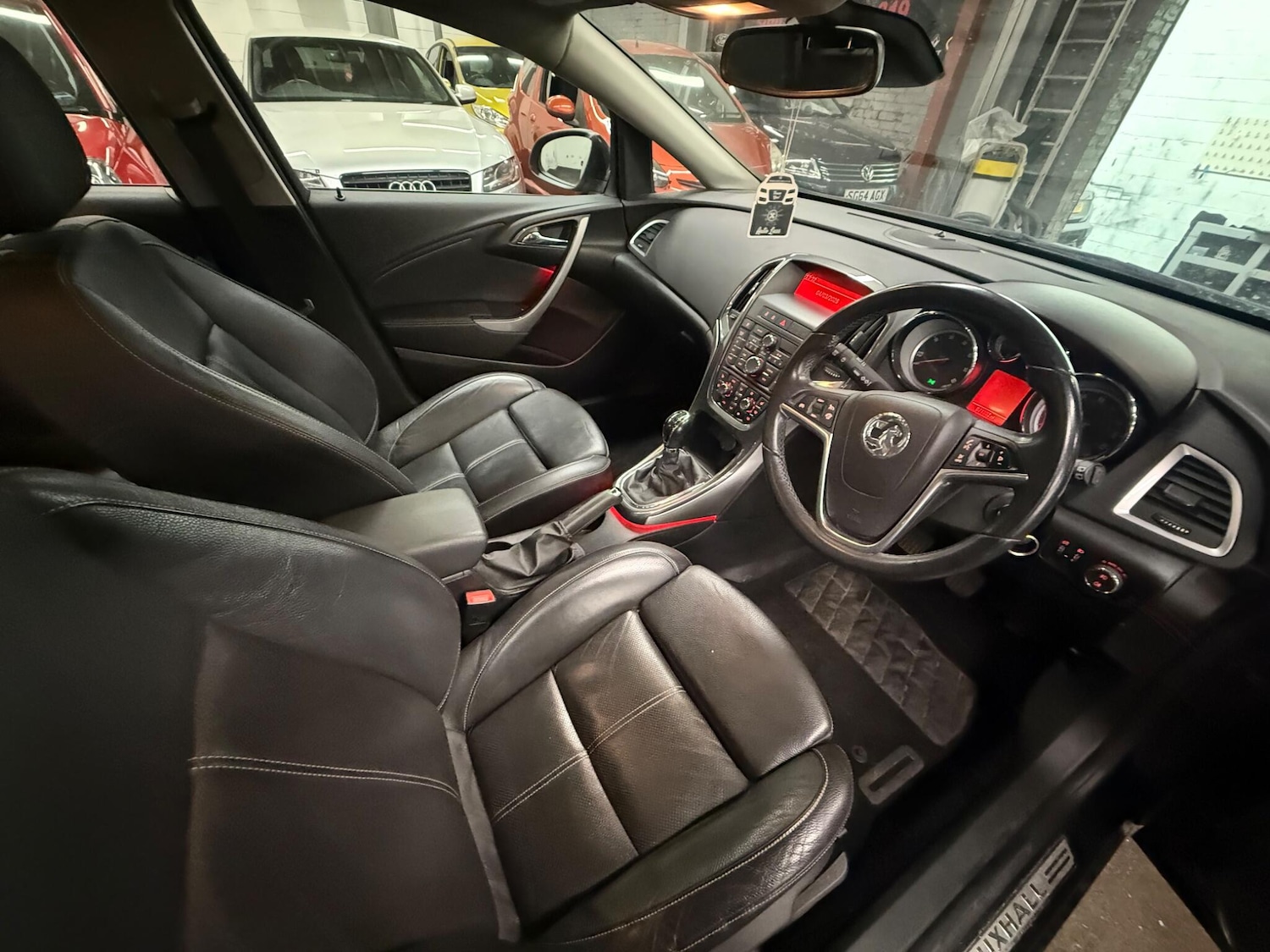 Used Vauxhall Astra for sale - 77753027: Photo 8