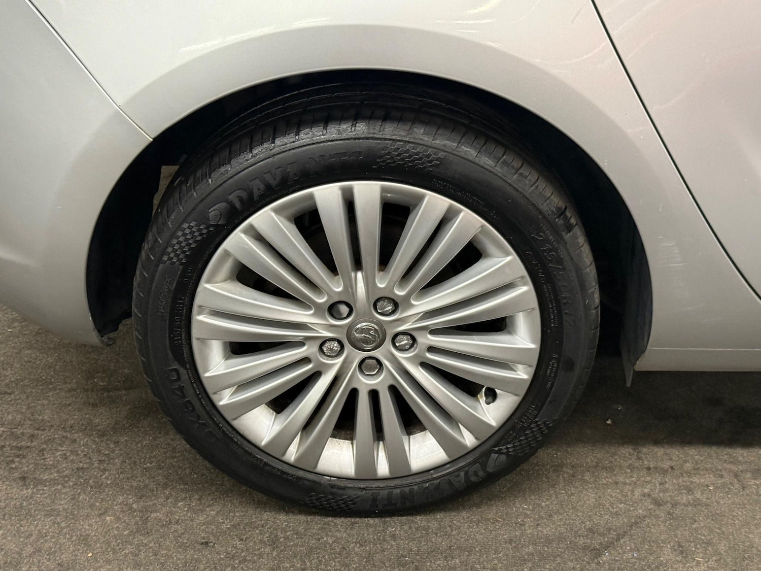 Used Vauxhall Astra 2011 for sale - 76059674: Photo 7