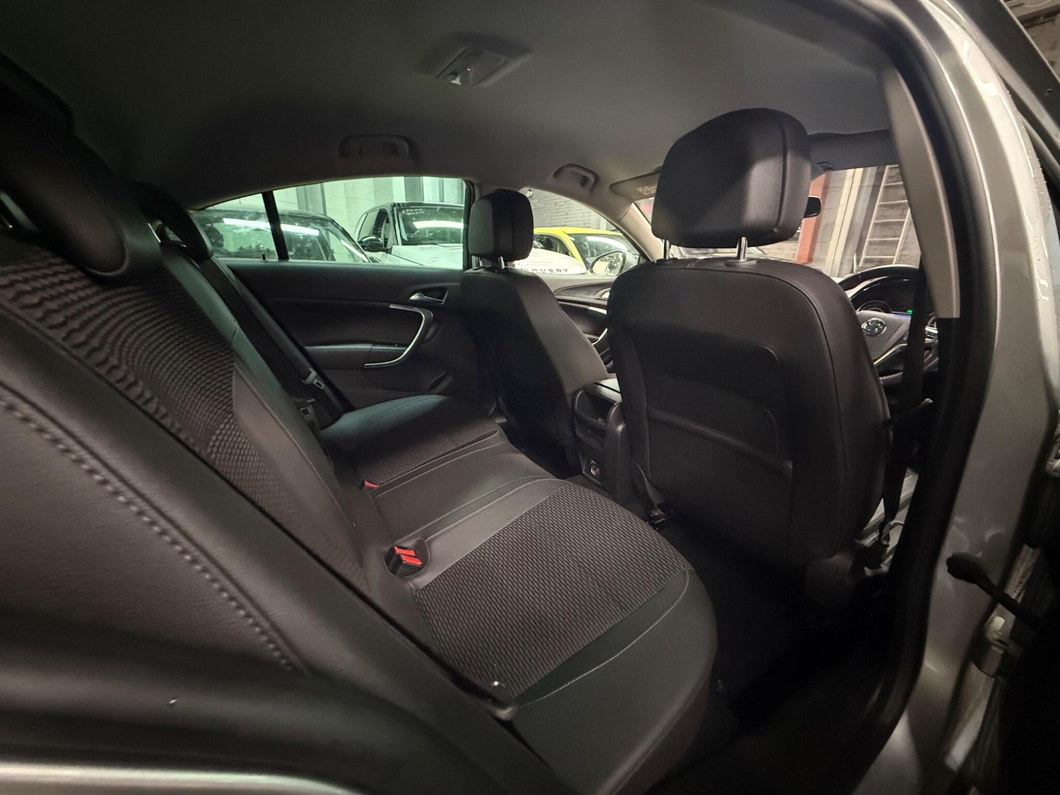 Used Vauxhall Insignia 2015 for sale - 77192038: Photo 8