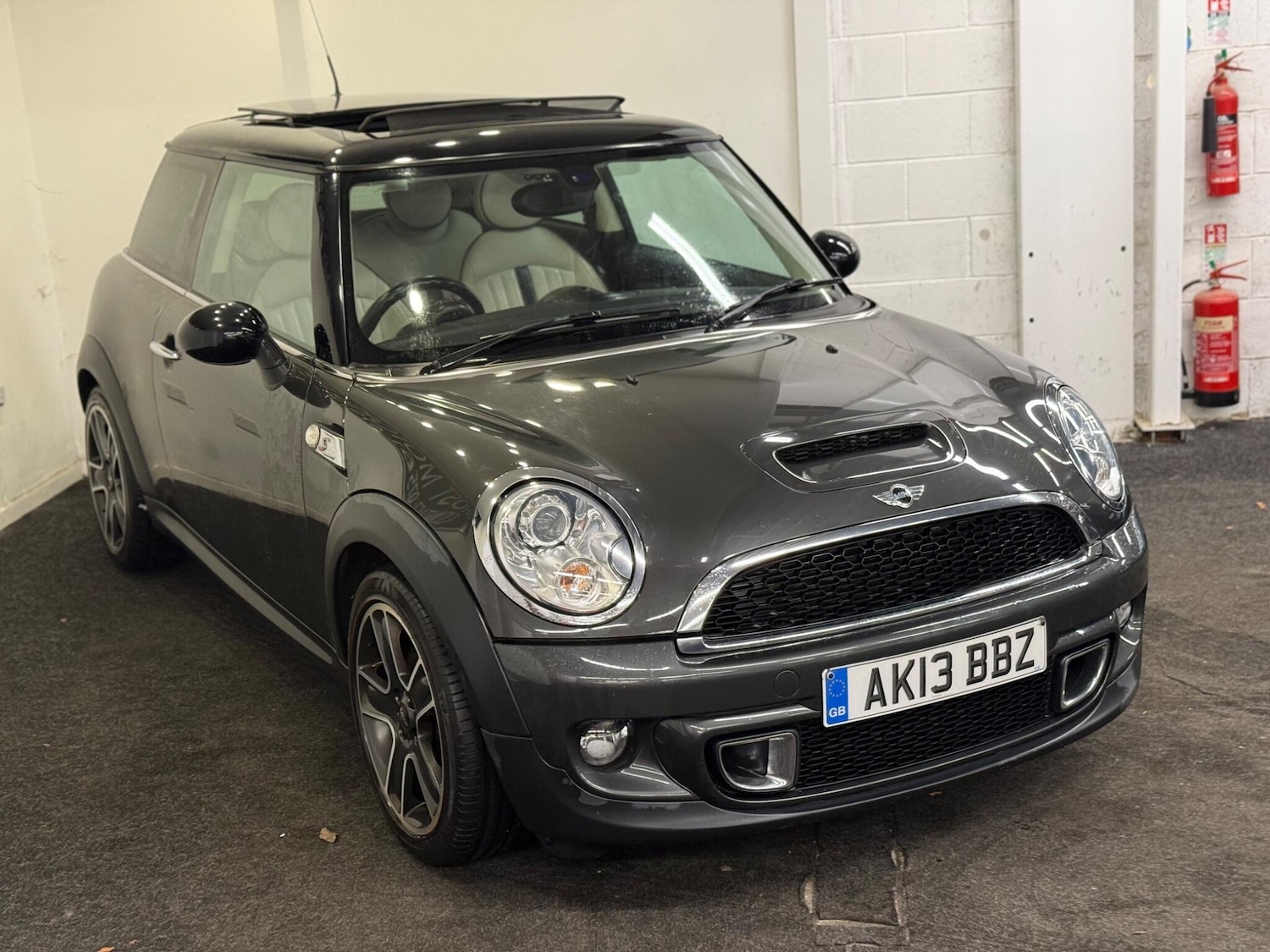 Used MINI Hatch 2013 for sale - 76823881: Photo 3