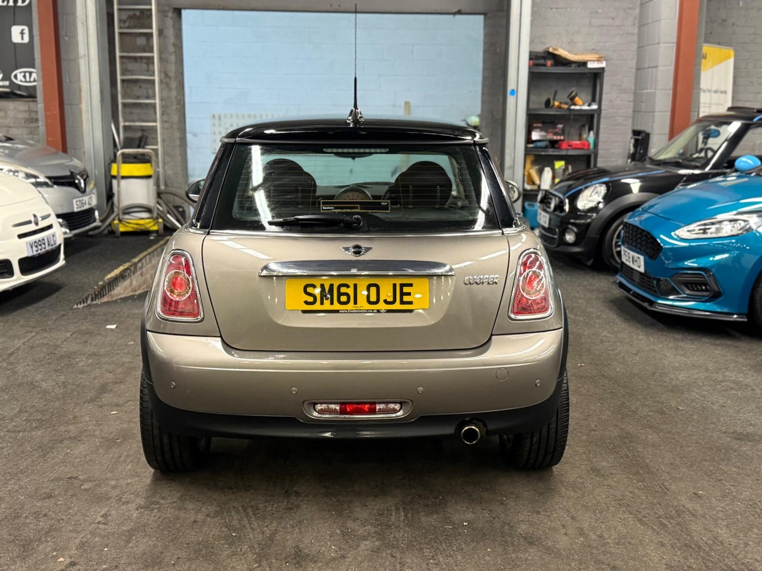 Used MINI Hatch 2011 for sale - 77396021: Photo 5
