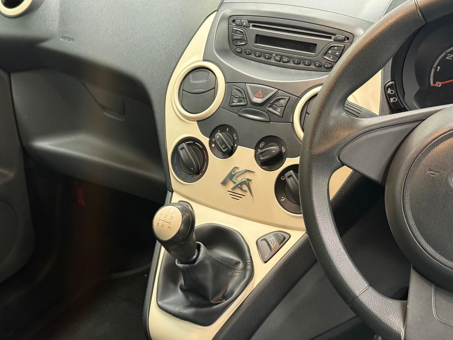 Used Ford Ka 2014 for sale - 76714460: Photo 9