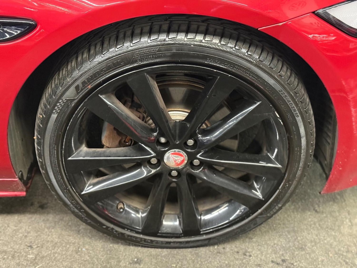 Used Jaguar XE 2016 for sale - 77939850: Photo 7