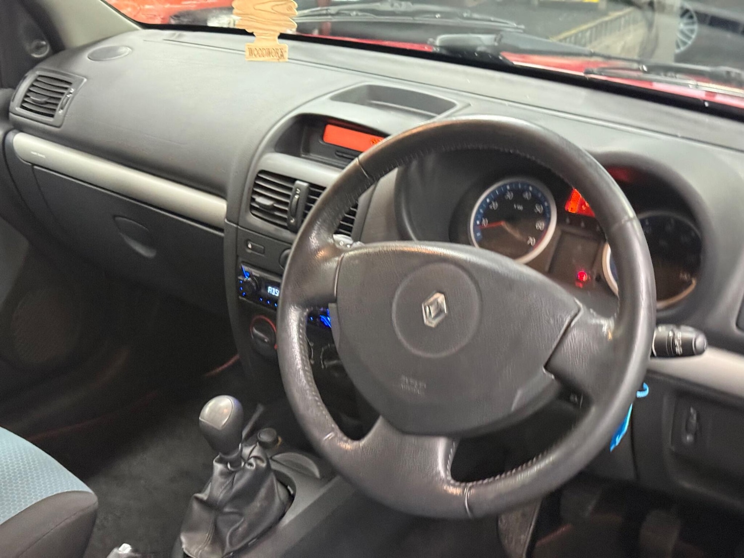 Used Renault Clio for sale - 77696797: Photo 9
