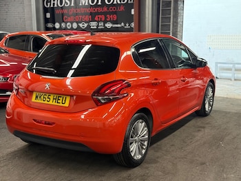 Used Peugeot 208 2015 for sale - 79180826: Photo