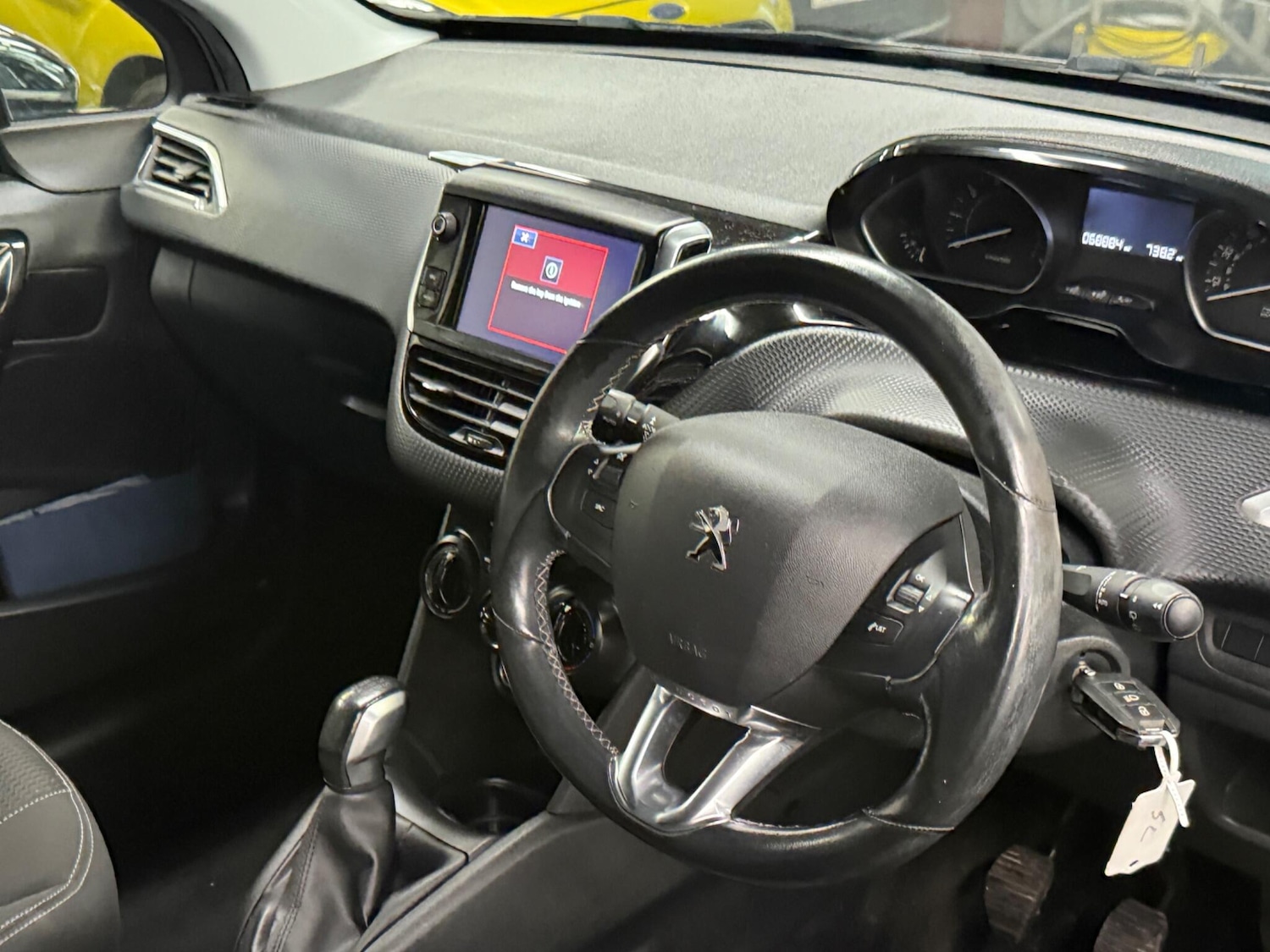 Used Peugeot 208 2017 for sale - 78086424: Photo 10