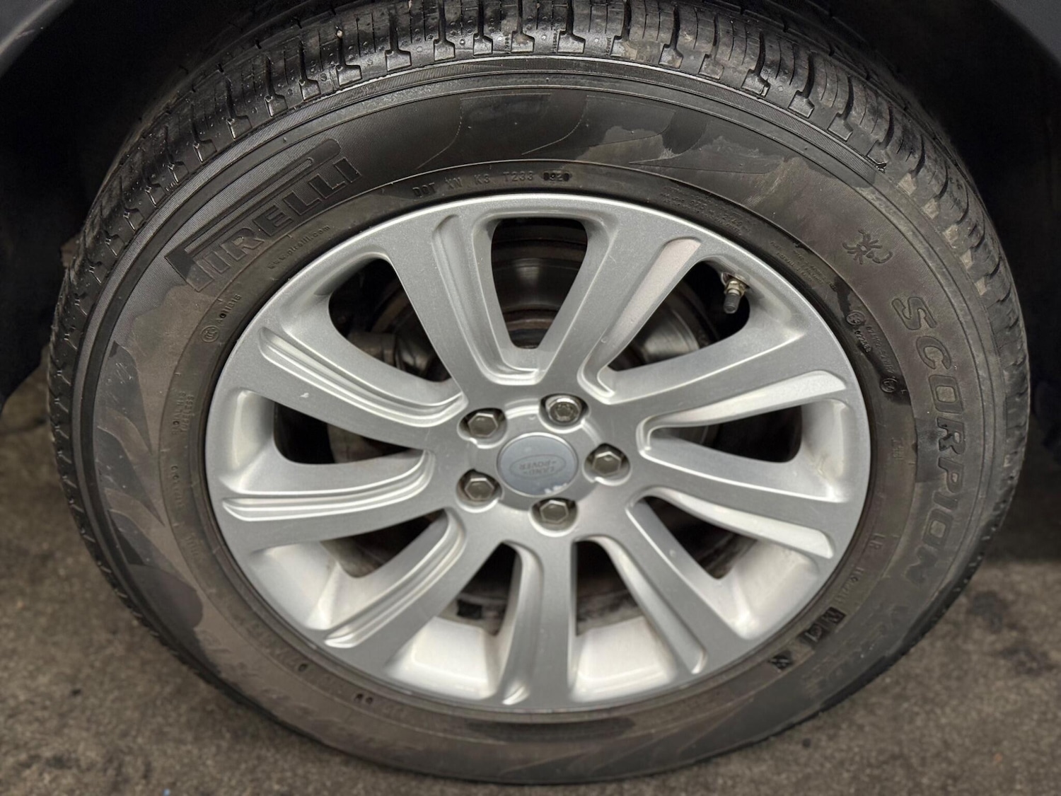 Used Land Rover Discovery Sport 2015 for sale - 76913110: Photo 7