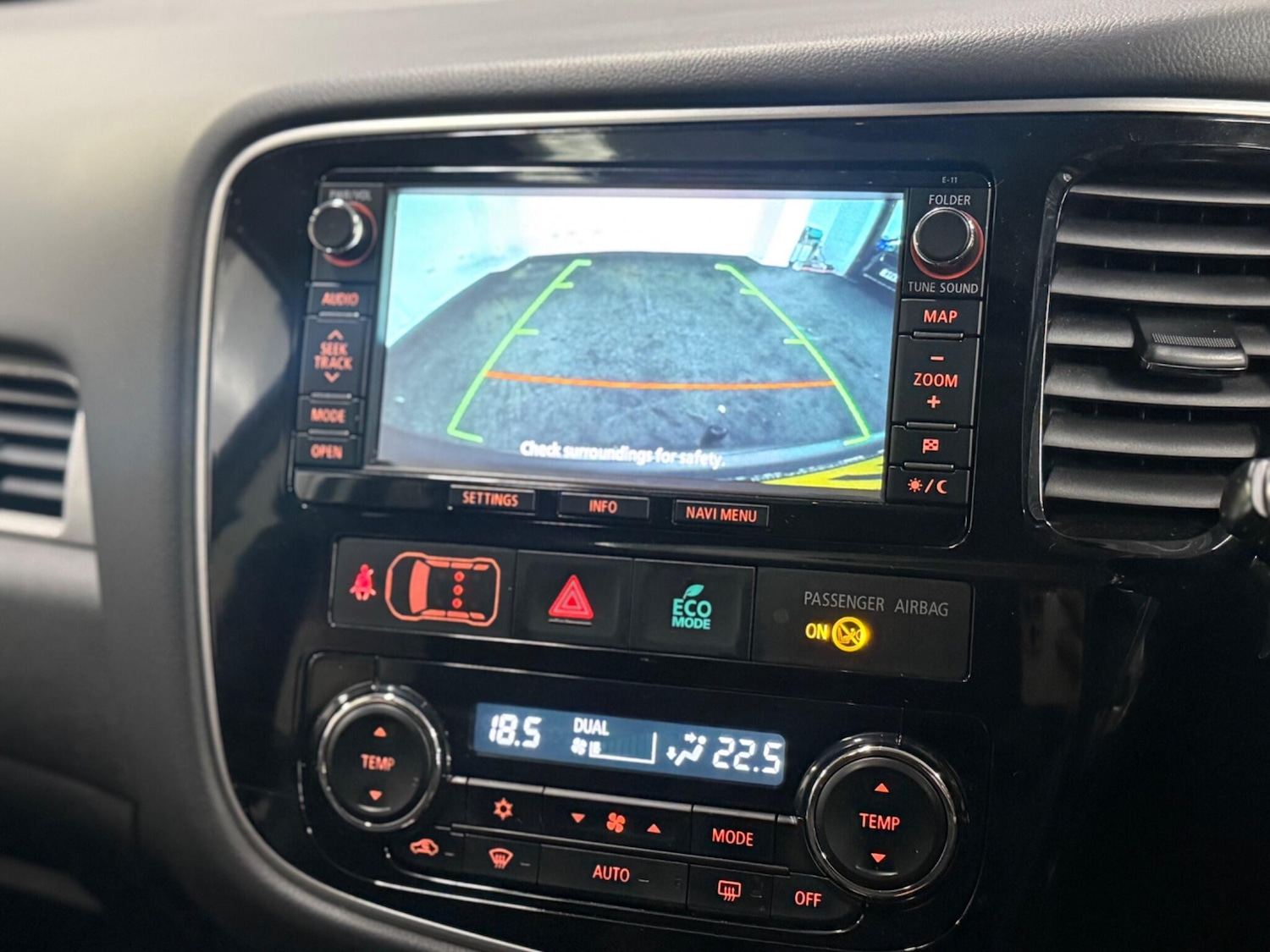 Used Mitsubishi Outlander 2015 for sale - 76644570: Photo 15