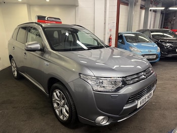Used Mitsubishi Outlander 2015 for sale - 76644570: Photo