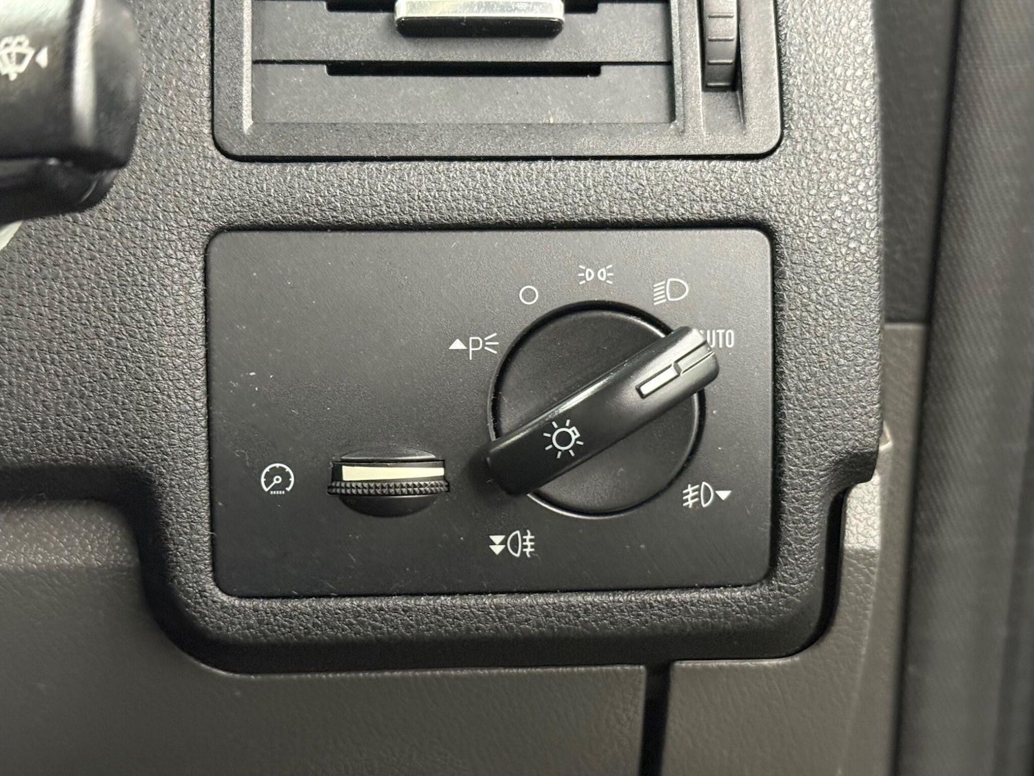 Used Ford Kuga 2012 for sale - 76522450: Photo 16