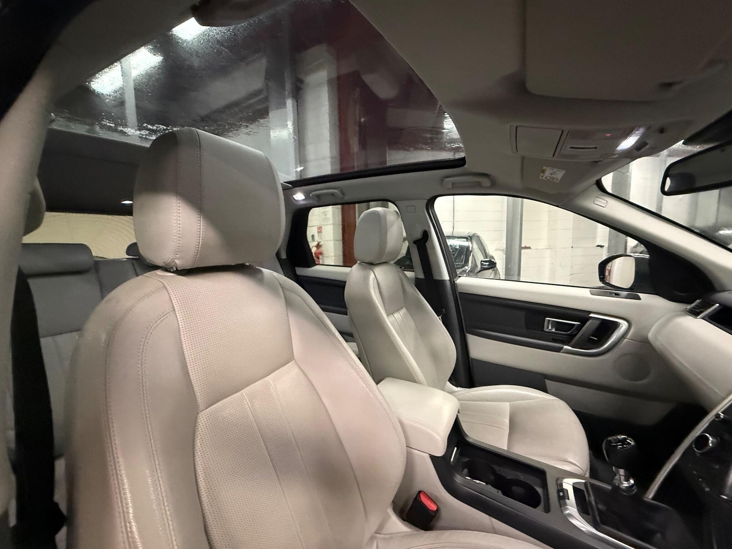 Used Land Rover Discovery Sport 2017 for sale - 77214972: Photo 12