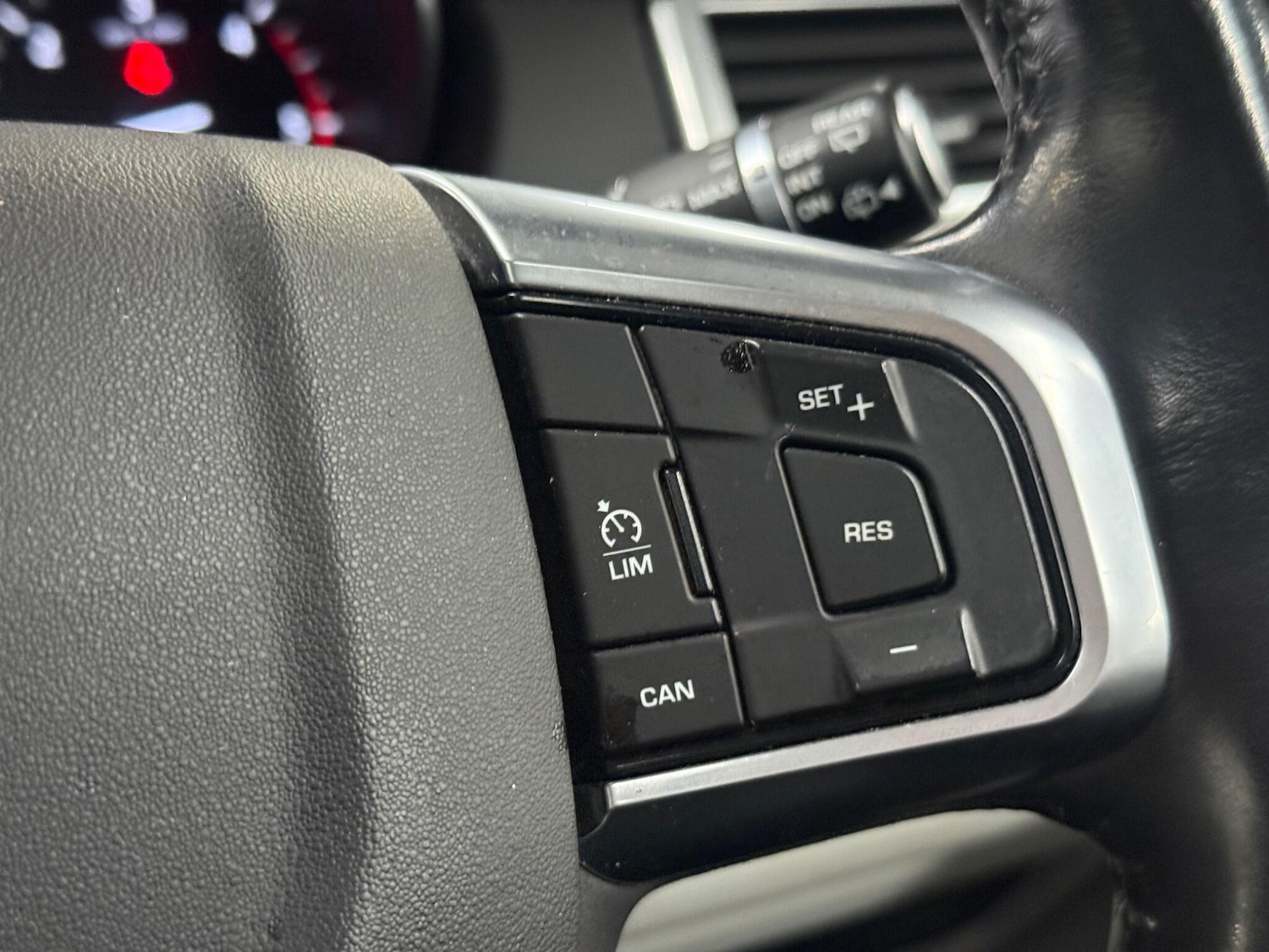 Used Land Rover Discovery Sport 2017 for sale - 77214972: Photo 16