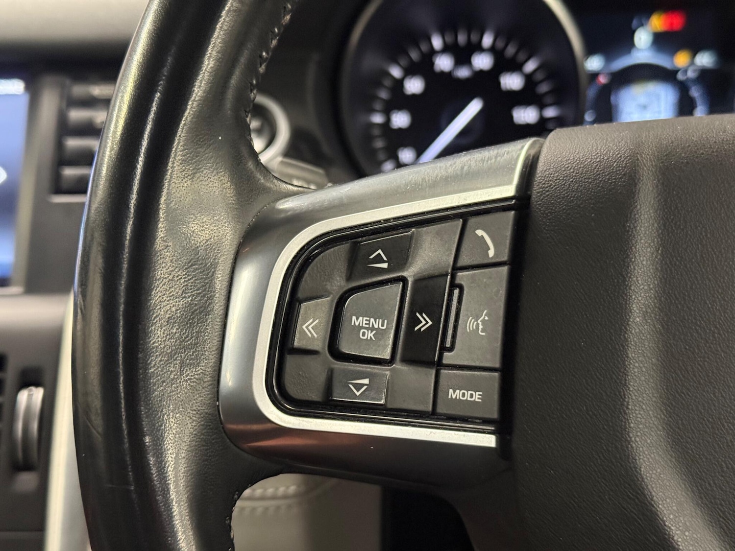 Used Land Rover Discovery Sport 2017 for sale - 77214972: Photo 17