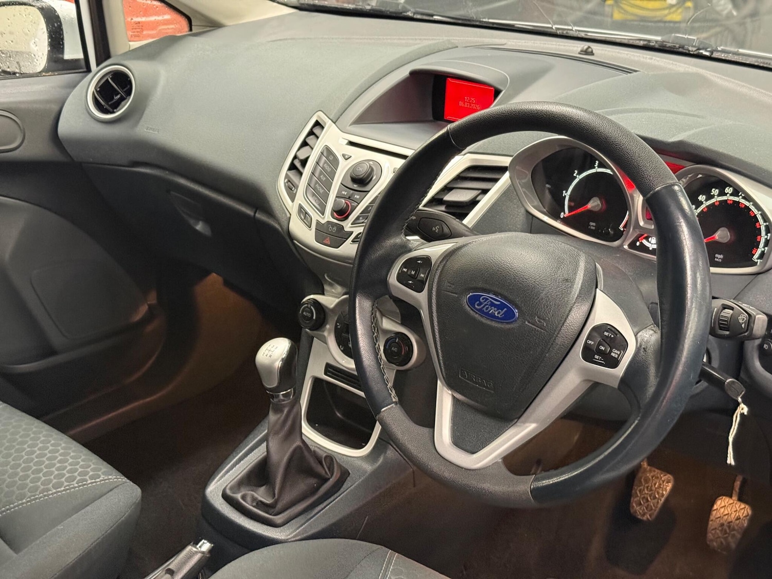 Used Ford Fiesta 2010 for sale - 77783482: Photo 10