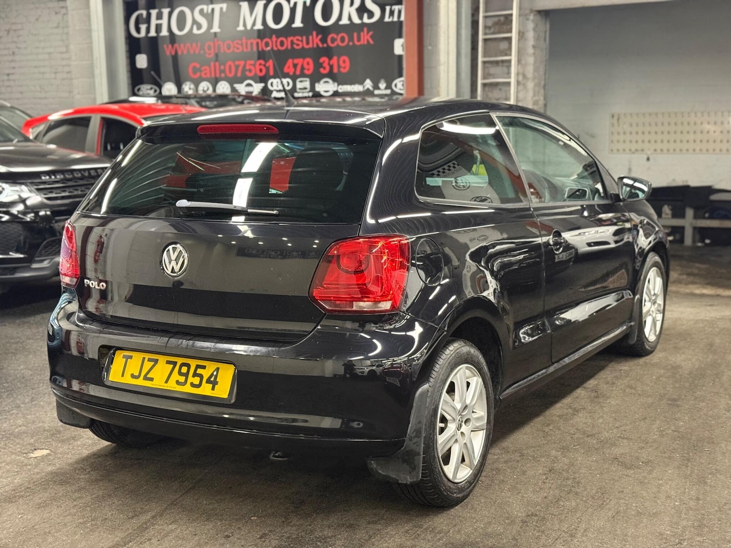 Used Volkswagen Polo 2012 for sale - 76498510: Photo 4