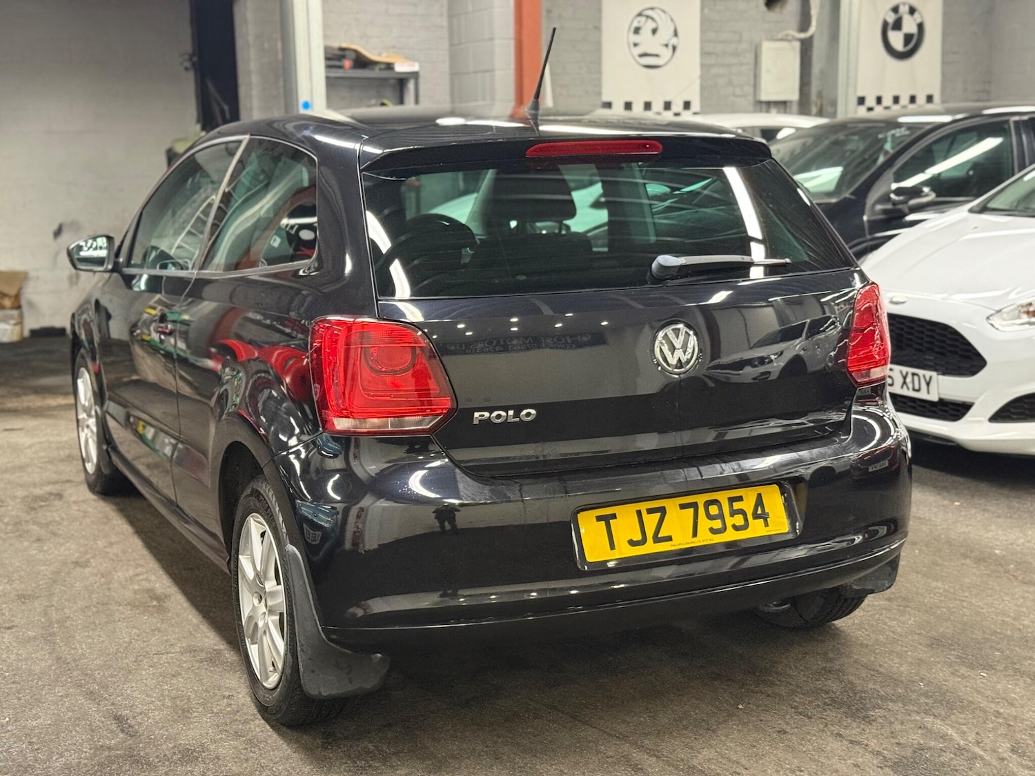 Used Volkswagen Polo 2012 for sale - 76498510: Photo 6