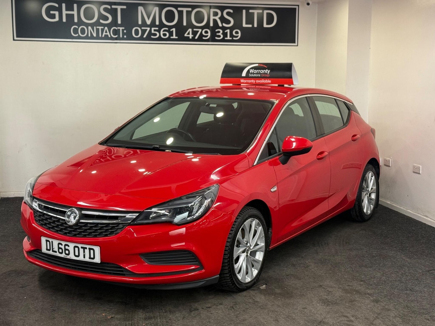 Used Vauxhall Astra 2016 for sale - 76071959: Photo 2