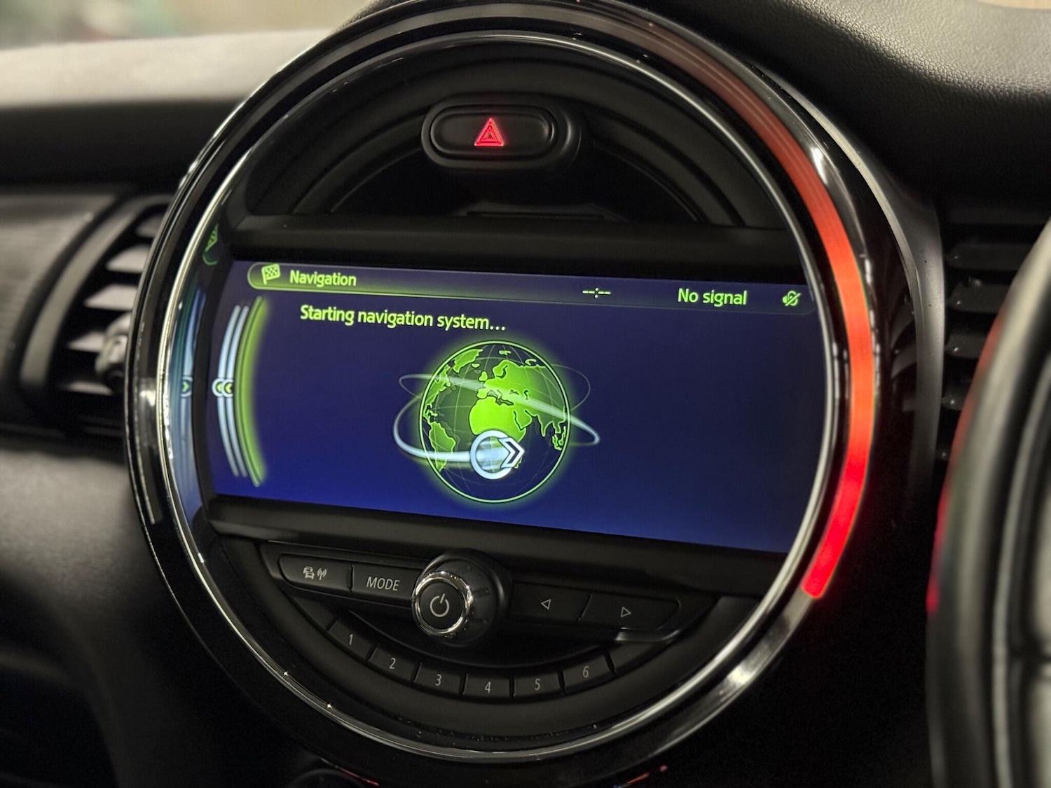 Used MINI Hatch 2014 for sale - 76849736: Photo 11