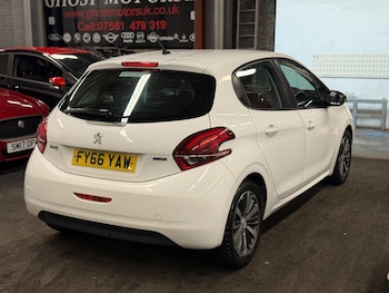 Used Peugeot 208 2016 for sale - 78911105: Photo