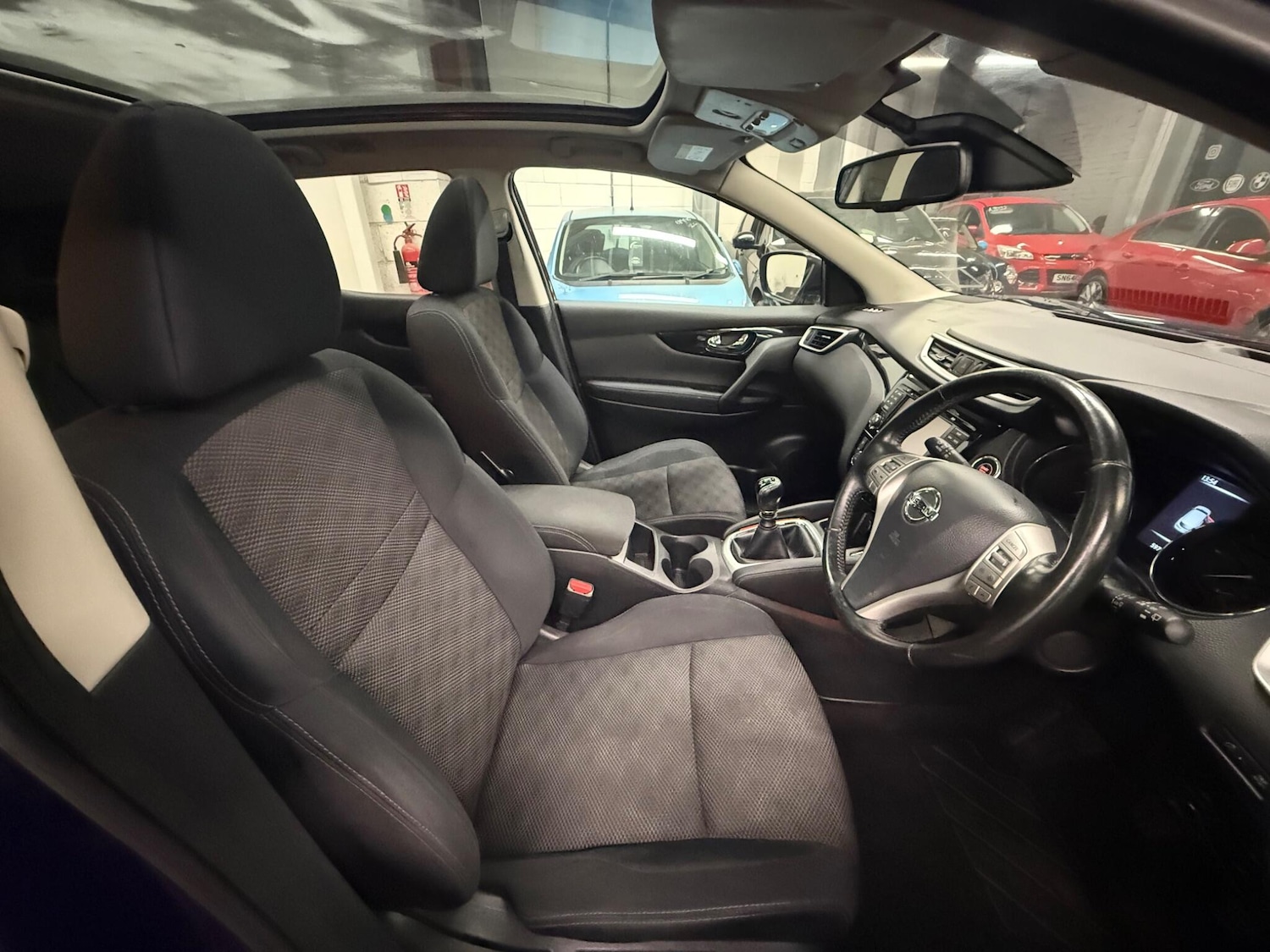 Used Nissan Qashqai for sale - 77016284: Photo 9