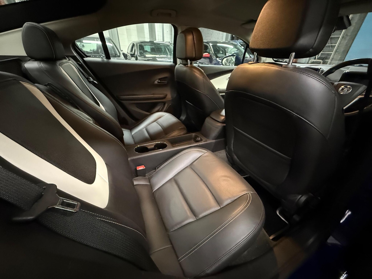 Used Vauxhall Ampera 2014 for sale - 77633804: Photo 8