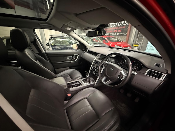 Used Land Rover Discovery Sport 2017 for sale - 76166571: Photo 8