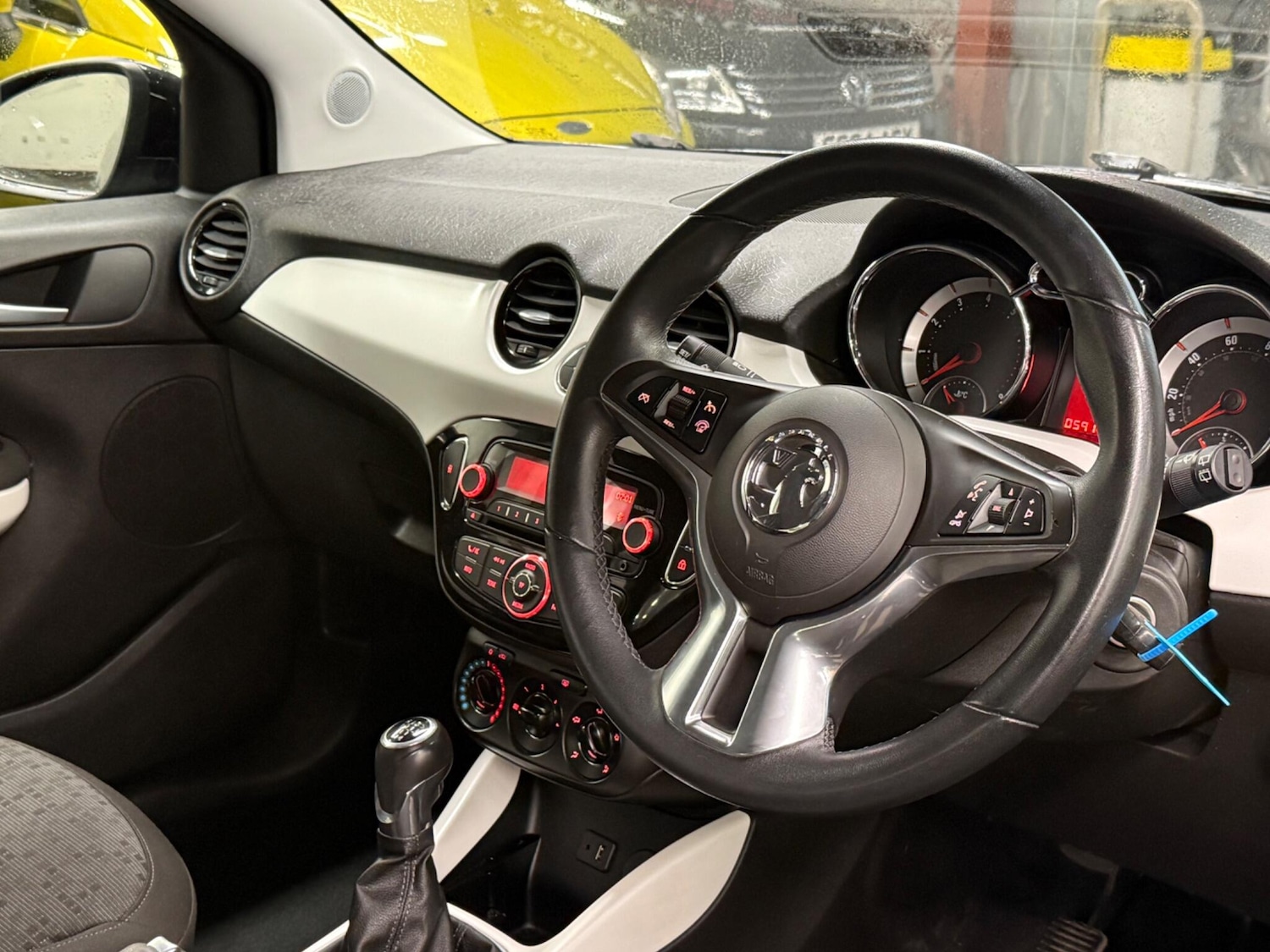 Used Vauxhall ADAM 2013 for sale - 78058621: Photo 10