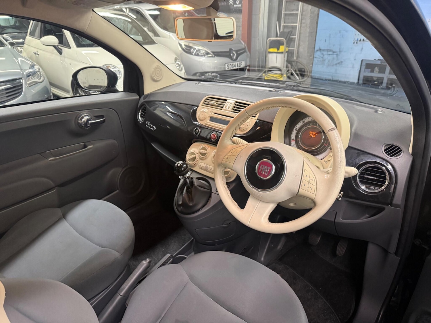 Used Fiat 500 2010 for sale - 77358794: Photo 9