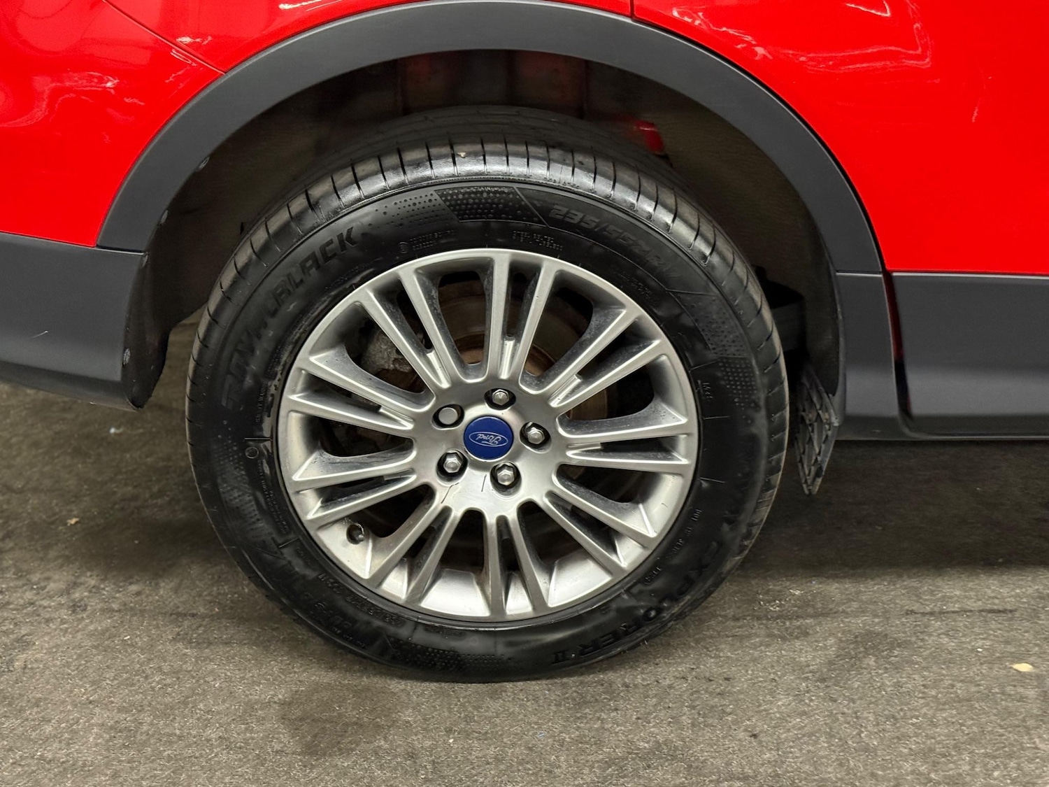 Used Ford Kuga 2014 for sale - 76597297: Photo 6