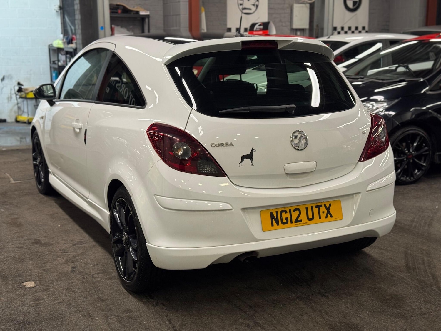 Used Vauxhall Corsa 2012 for sale - 76360718: Photo 6