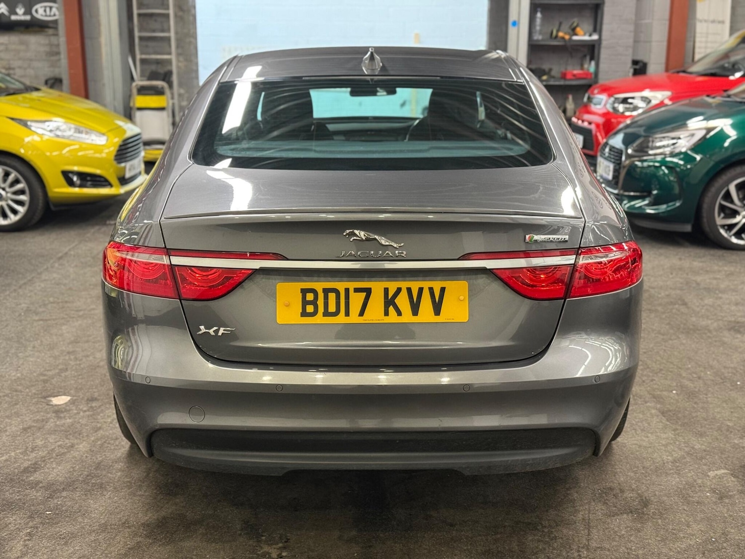 Used Jaguar XF 2017 for sale - 78086948: Photo 5