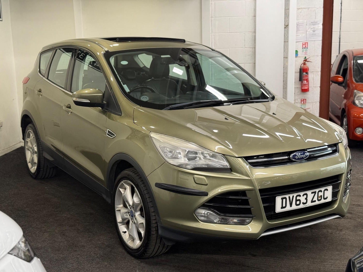 Used Ford Kuga 2013 for sale - 78034023: Photo 3