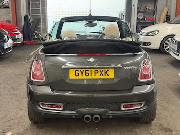 Used MINI Convertible 2011 for sale - 79279115: Photo