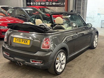 Used MINI Convertible 2011 for sale - 79279115: Photo