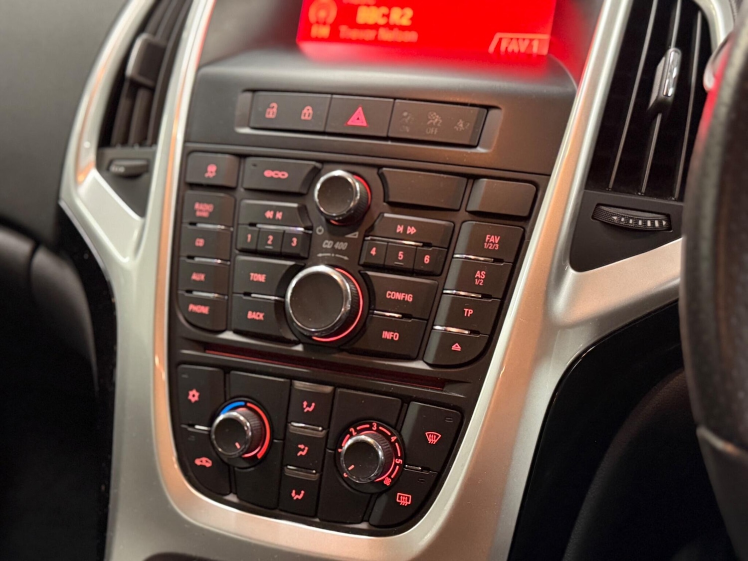 Used Vauxhall Astra 2012 for sale - 78100168: Photo 12