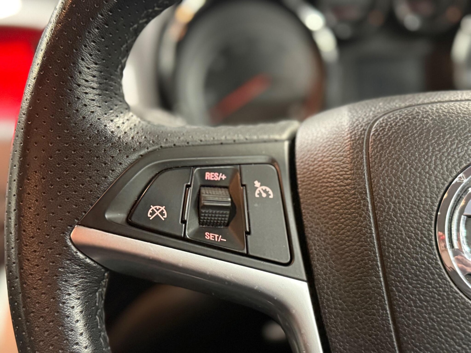 Used Vauxhall Astra 2012 for sale - 78100168: Photo 14