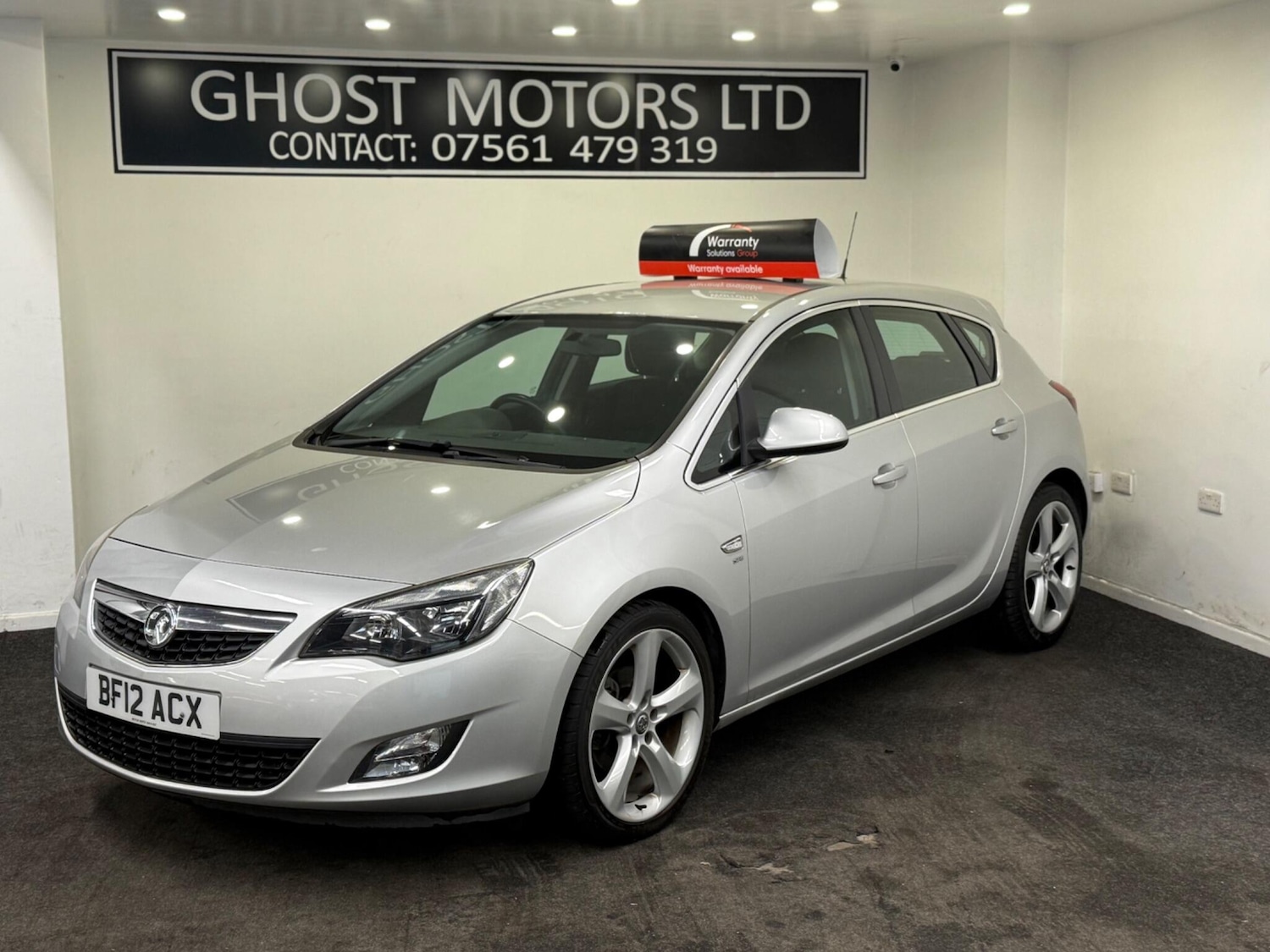 Used Vauxhall Astra 2012 for sale - 78100168: Photo 2