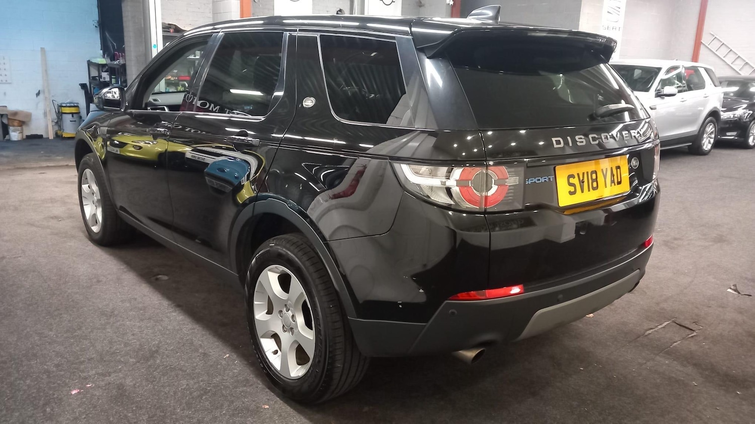 Used Land Rover Discovery Sport 2018 for sale - 77074597: Photo 7